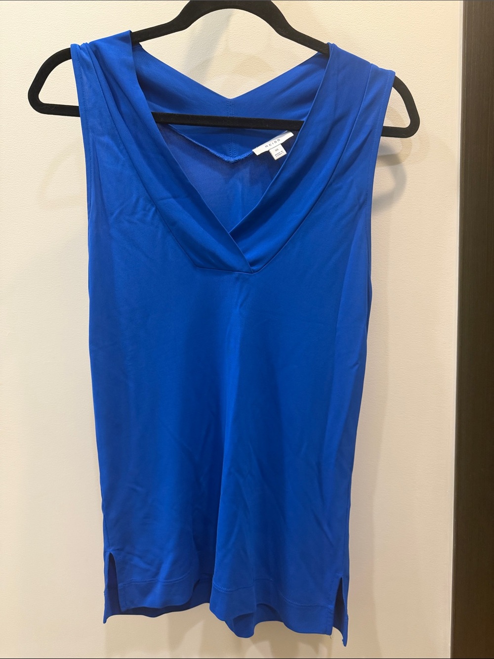 Reiss V-Neck Sleeveless Tank Top in Royal Blue